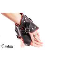 Avalon - OUBLIETTE - Suspensjoncuffs med polstring Sort og Rød 