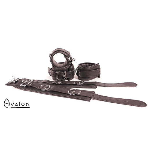 Avalon - LEGEND - Cuffs og Collar sett Sort Avalon - LEGEND - Cuffs og Collar sett Sort